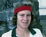 Stjerne. John McEnroe var en af tennisverdenens helt store. Og kampen mod Björn Borg i 1980 var angiveligt endnu større. Billedet her er fra to år før opgøret. 