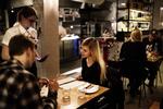 Bæst. Restauranten på Guldbergsgade 29 har en masse andet end pizza på menuen, men det er altså for den klassiske italienske delikatesse, at restauranten roses. 
