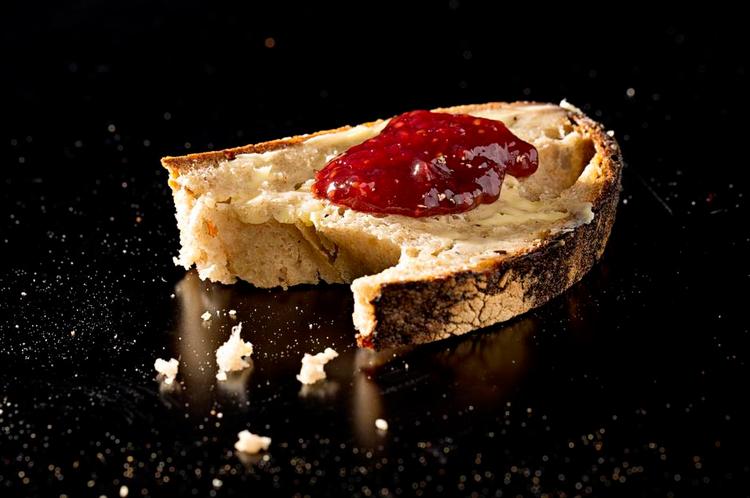 Varieret smag. Testen af hindbærmarmelade spænder helt fra babymos til smagen af en hjemmelavet marmelade. 