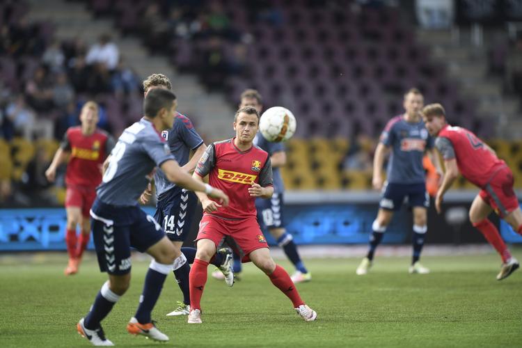 Hattrick. Kampen mellem FCN og AGF eksploderede til sidst, da den ellers syntes afgjort. 