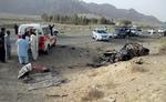 Droneangreb. En freelancefotograf har taget dette billede af en bil, der angiveligt blev ødelagt af et droneangreb fredag i Baluchistan i Pakistan. To personer blev dræbt. Ifølge USA var den ene af dem Talebans leder, mullah Akhtar Muhammed Mansour. En anden Talebanleder, mullah Abdul Rauf, bekræfter oplysningen. 