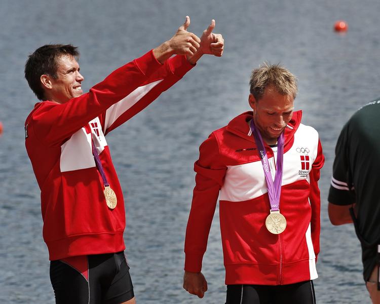 FINALEKLAR. 18 både er allerede kvalificeret, så det er pladserne som nummer 19 og 20 i det olympiske felt, de olympiske mestre, Mads Rasmussen (tv.) og Rasmus Quist (th.), skal kæmpe om i morgen. 