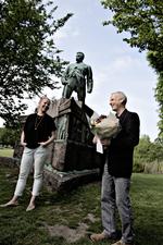 Tillykke. Hans Drachman hædres for tredje gang med Hørup-prisen for sin journalistik. 