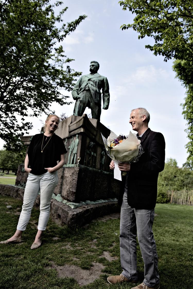 Tillykke. Hans Drachman hædres for tredje gang med Hørup-prisen for sin journalistik. 