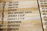 Varieret. Hos Kent Kaffe Laboratorium kan man få mange typer bryg - heriblandt coldbrew. 