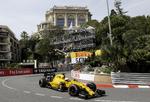Race. Kevin Magnussen holdt tungen lige i munden på den lumske gadebane. 