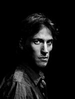 SORTHVID. Christian Lollike er dramatiker og leder på Teater Sort/Hvid, som i øjeblikket huser den omdiskuterede martyrudstilling. Arkivfoto: Martin Bubandt 