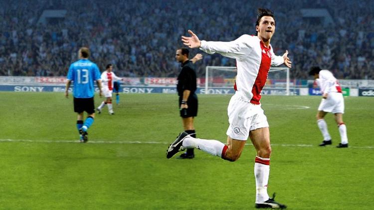 Magtmenneske. I 2001 købte storklubben Ajax Amsterdam Zlatan for 9 millioner euro, og dermed blev han den dyreste skandinaviske foboldspiller nogensinde. 