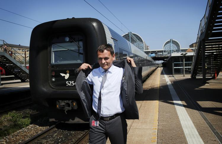 Forsømt. DSB har indtil videre haft et mareridtsår, men kunderne skal ikke forvente bedring lige om hjørnet, siger Flemming Jensen. 