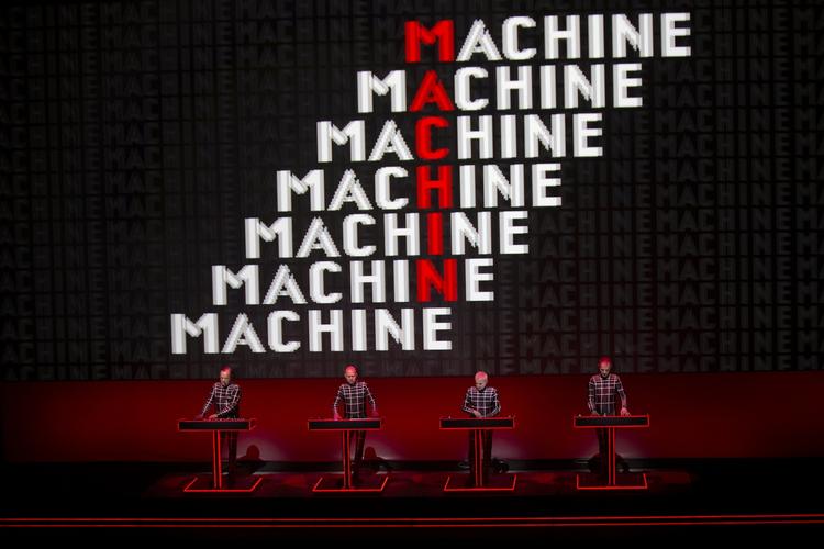 TABT. I 2015 spillede Kraftwerk otte koncerter på fire dage i DR Koncerthuset. I går tabte de en retssag om ophavsret i den tyske højesteret. 