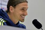 morgentræt. Der var ikke mange smil fra en træt Zlatan Ibrahimovic på pressemødet onsdag, hvor svenskeren ikke havde de store nyheder at fortælle. 