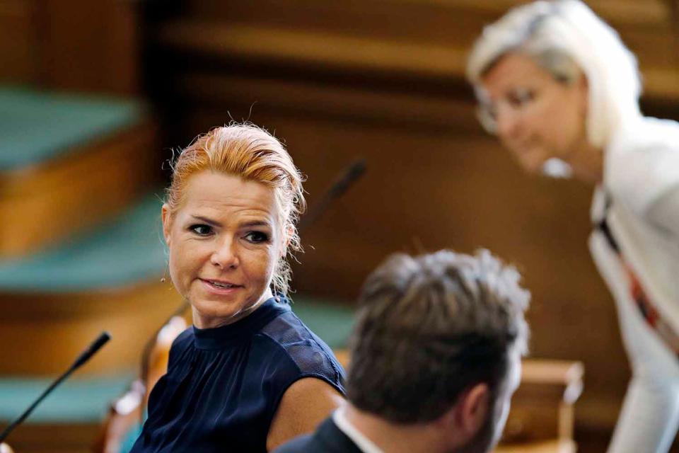 Udlændinge-, integrations- og boligminister Inger Støjberg, Socialdemokraternes Dan Jørgensen og uddannelses- og forskningsminister Ulla Tørnæs. 
