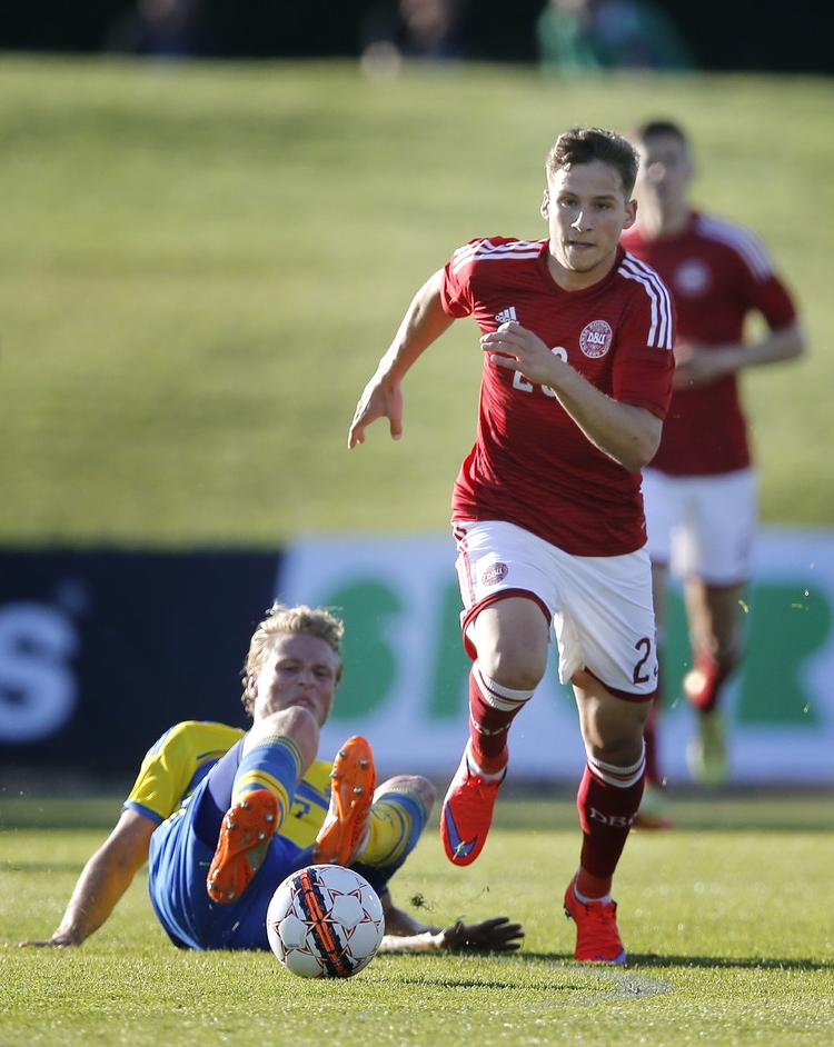 Mål. Brøndby-spilleren Andrew Hjulsager scorede direkte på frispark. 