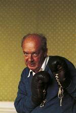 MESTER. Vladimir Nabokov var ikke blot en mesterlig forfatter, han var også en fremragende læser. Arkivfoto: Photoservice Electa 