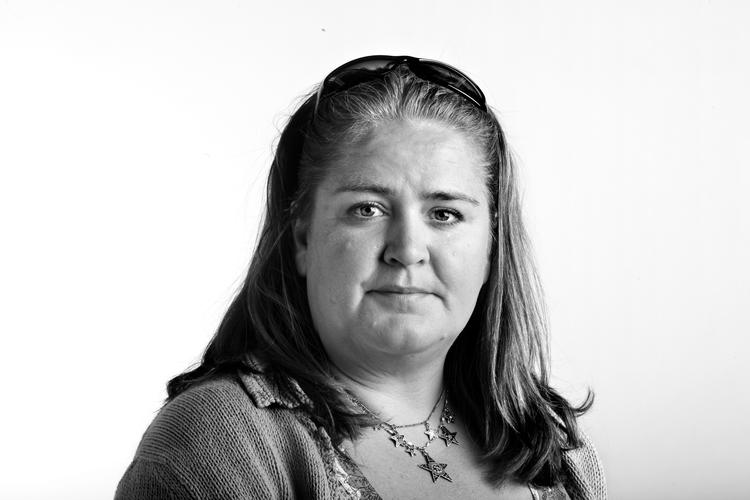 Opfølger. Lone Theils har skrevet den svære toer - men den er mere en kulinarisk kærlighedsroman end en stringent spændende krimi. 