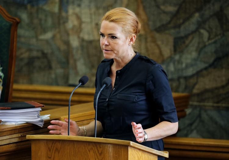 STRAMNING. Folketinget vedtog i dag, at børn over otte år skal integrationsvurderes. 