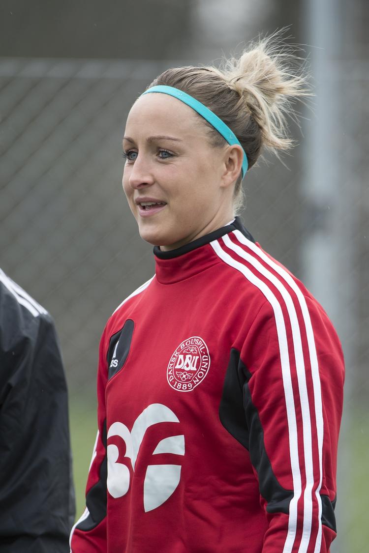 Hattrick. Sanne Troelsgaard var kampens helt store spiller, da Danmark knuste det normalt så stærke polske mandskab med 6-0. 
