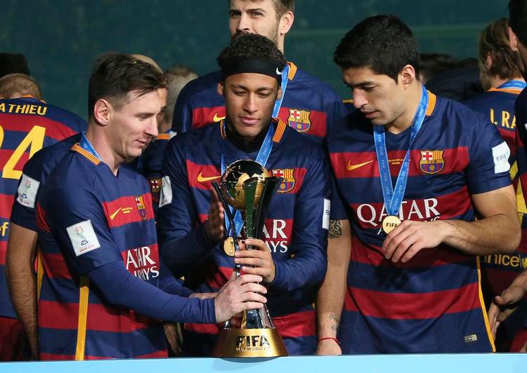 trio. Barcelona har vist slingrekurs på det seneste, men klubbens drømmetrio med Lionel Messi, Neymar og Luis Suarez kan lørdag skyde mesterskabet hjem i sidste runde. 