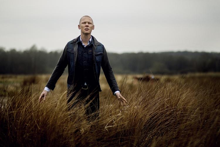 Kendt: Designer, modekommentator og forfatter Jim Lyngvild . Foto  Daniel Hjorth 