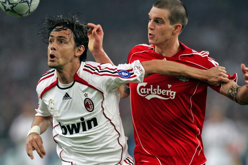 Finale. Liverpool tabte Champions League-finalen mod AC Milan i 2007. Her ses han i kamp mod Filippo Inzaghi. 