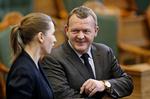 KAMPFLY De blå partier er splittet i henhold til køb af kampfly. S og DF er således blevet statsministerens nye akse. 