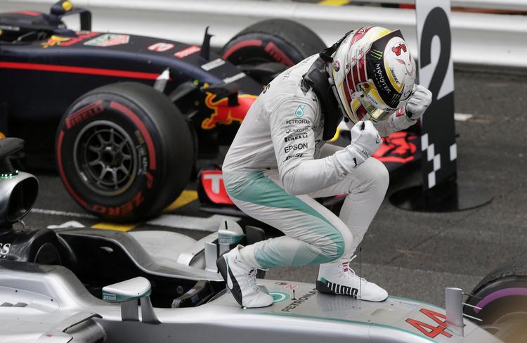 Momentum. Lewis Hamilton vandt i Monaco, og den form skal han forsøge at bygge videre på i Canada. 