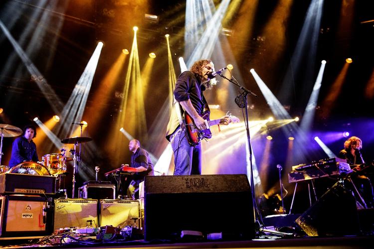 Koncert-tv. DR sendte direkte tv fra en række Roskilde-koncerter sidste år. Blandt andet kunne man opleve The Minds of 99 på Orange Scene og The War on Drugs på Arena-scenen, selv om man ikke havde købt en Roskilde-billet. 