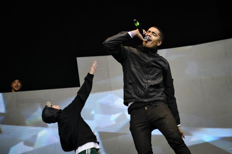 Musik. Der er flere gratis koncerter til Dignity Day i Kongens Have. Du kan blandt andet opleve den danske rapper Kesi. 