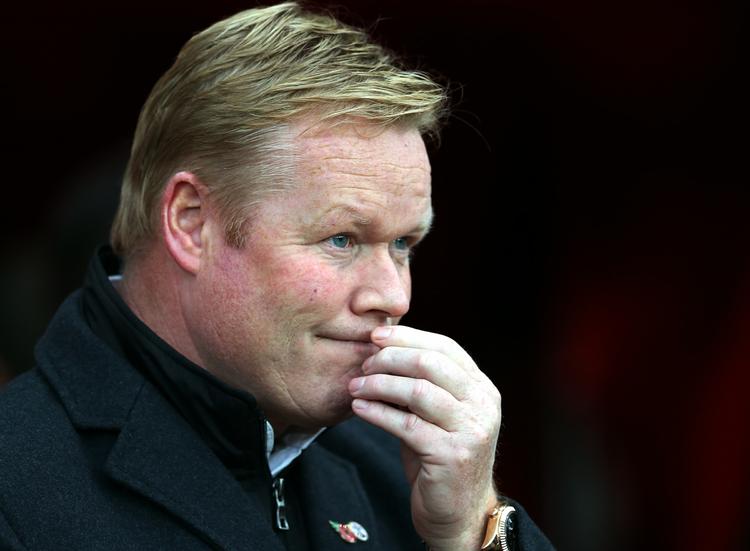 Skifte. Ronald Koeman skifter Southampton ud med Everton. 