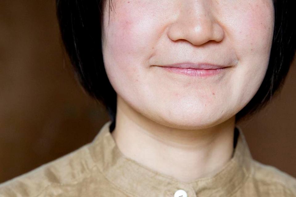 DESIGNER. Akiko Kuwahata er uddannet designer i Japan og kom til Danmark for at besøge det land, der i følge hende er så dygtigt til møbeldesign. 