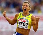TILBAGE. 35-årige Susanna Kallur jager i aften i Stockholm en tid, der kan bringe hende på kurs mod OL i Rio. Her ses hun på toppen, da hun for ti år siden blev europamester på 100 meter hæk i Göteborg. 