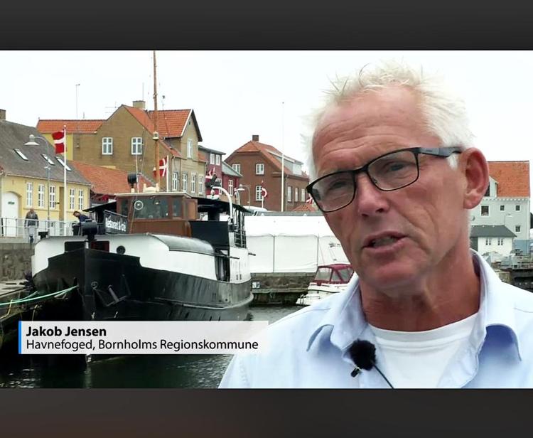 OPSYN. Havnefoged Jakob Jensen har styr på havn og bolværk i Allinge og er klar med en myndig bemærkning, hvis nogen skulle misforstå noget.