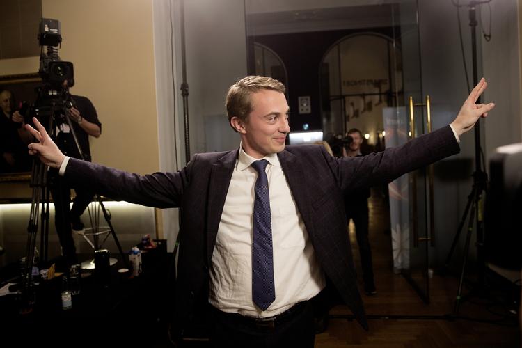 politik. Dansk Folkeparti vandt sammen med de øvrige nejpartier folkeafstemningen om retsforbeholdet 3. december 2015. Nu foregår et efterspil, der skal vise, hvorvidt Danmark kan forblive medlem af Europol. 