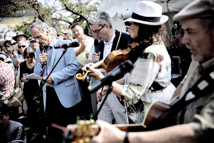 gentagelse. Søren Pind har talrige gange demonstreret, at han har memoreret samtlige vers i 'Sådan er kapitalismen'. 