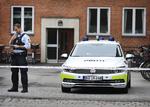 attentat. Det var her på Peter Bangsvej på Frederiksberg, at en mand i aftes blev skudt og dræbt, da han sad i sin bil. 