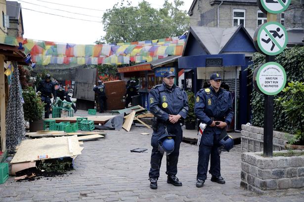 Politiet fjerner hashboder i Christiania KRIMINALITET