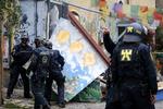 Politiet fjerner hashboder i Christiania KRIMINALITET