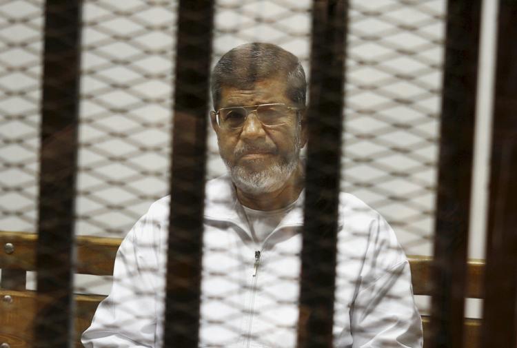 fængslet. Mohamed Mursi vandt det første frie valg i Egypten i 2012, men senere blev han afsat af militæret og fængslet. 