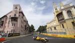 Næstsidst. Kevin Magnussen havde ikke fart nok på  i Baku. 