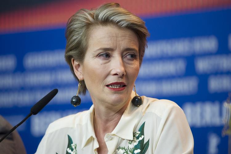 Emma Thompson, her  på en pressekonference  under filmfestivalen i Berlin sidste år, kritiserer Hollywood for at gå mere og mere op i kvinders vægt.
 
