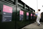 Tøjcontainer på genbrugspladsen 