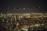 smukt. 'Solar Impulse 2' i luften over Manhattan. 