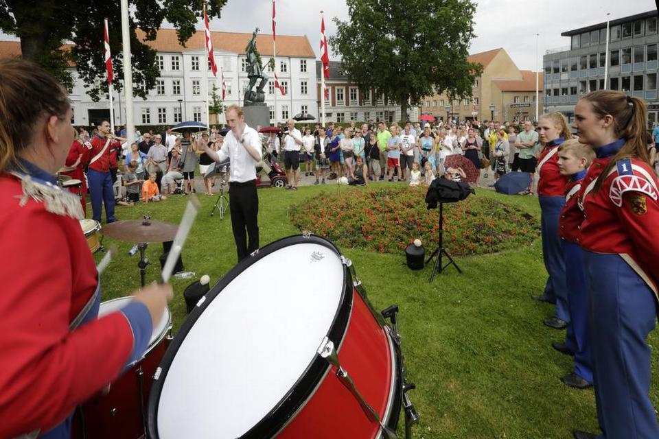 ORKESTERMUSIK. 6. Juli Garden underholder på Landsoldatpladsen 5. juli sidste år. 