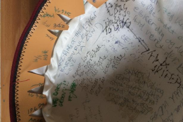 Politikens sundhedsredaktør, Lars Igum Rasmussens, studenterhue. 