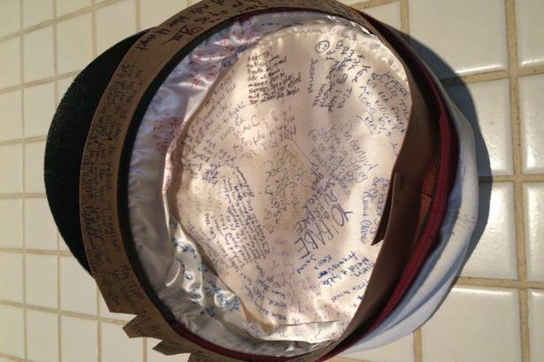 Politikens redaktør for rejser, Tina Kronborgs, studenterhue. 