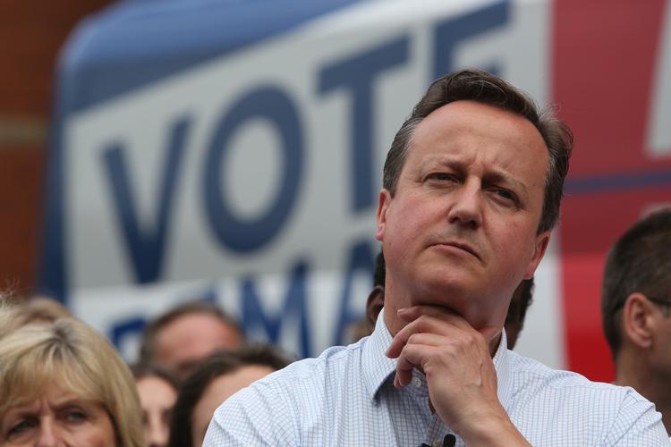 Udfordret. Den britisk premierminister, David Cameron, er en udfordret mand, da han var leder af siden, der ville blive i EU. 