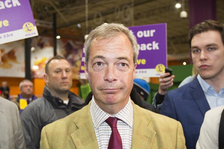 Dexit? Lederen af UK Independence Party og den britiske EU-modstands frontmand, Nigel Farage, mener, at Brexit vil få andre EU-lande til at forlade det europæiske samarbejde, men det afviser danske eksperter. 