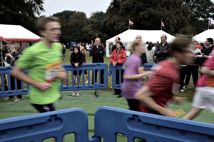 TIDSMÅLING. Nu får løberne til DHL i København også mulighed for at få deres 5 km tid til august. 