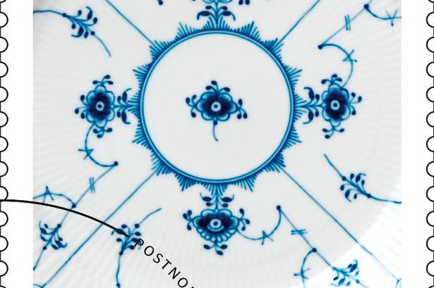 Musselmalet. Mønstret bliver betragtet som typisk dansk men er i virkeligheden inspireret af klassisk kinesisk porcelæn. Det er stadig i produktion. 