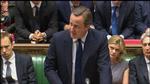 angreb. David Cameron ved dagens spørgetime, hvor han langer ud efter Labours leder, Jeremy Corbyn. 